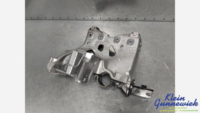 Begagnade Underram Audi A8 Pris € 95,00 Marginaltabell erbjuds av Klein Gunnewiek Autodemontage & Motorentechniek