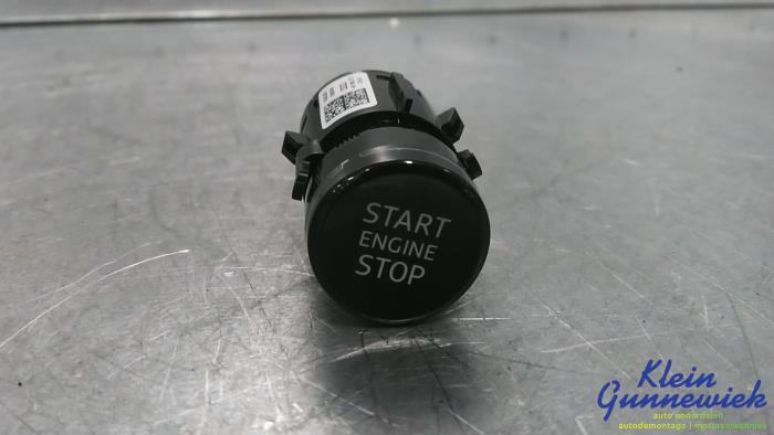 Używane Przelacznik Start/Stop Audi Allroad Quattro Cena € 25,00 Procedura marży oferowane przez Klein Gunnewiek Autodemontage & Motorentechniek