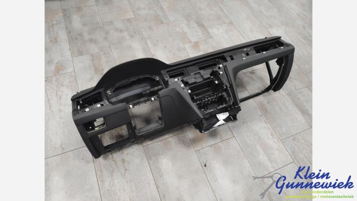 Używane Panel Volkswagen Passat Cena € 475,00 Procedura marży oferowane przez Klein Gunnewiek Autodemontage & Motorentechniek