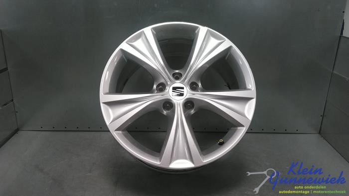 Używane Obrecz Seat Leon Cena € 127,00 Procedura marży oferowane przez Klein Gunnewiek Autodemontage & Motorentechniek