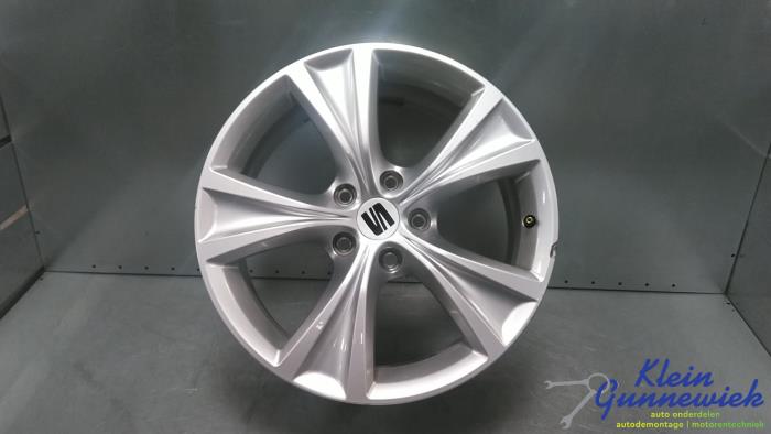 Używane Obrecz Seat Leon Cena € 127,00 Procedura marży oferowane przez Klein Gunnewiek Autodemontage & Motorentechniek