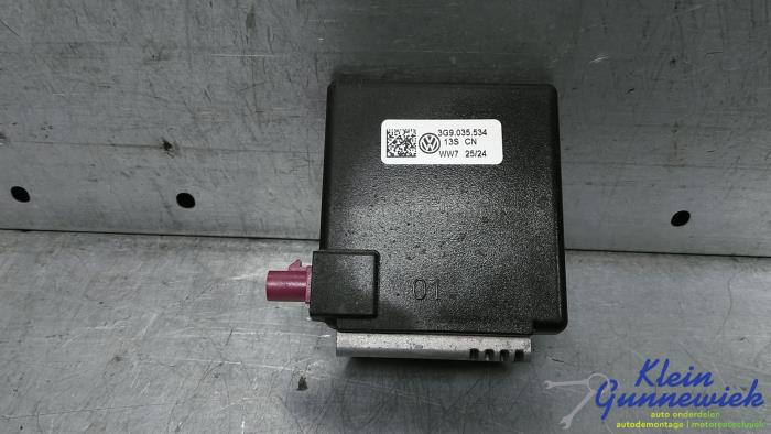 Używane Antena Audi Q4 Cena € 27,00 Procedura marży oferowane przez Klein Gunnewiek Autodemontage & Motorentechniek