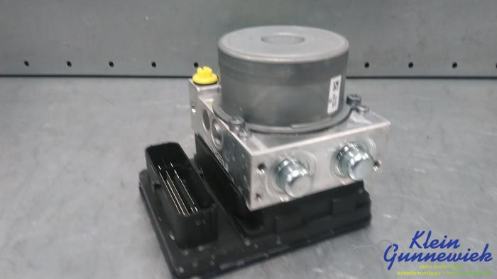 Usagé Pompe ABS Audi Q4 Prix € 595,00 Règlement à la marge proposé par Klein Gunnewiek Autodemontage & Motorentechniek