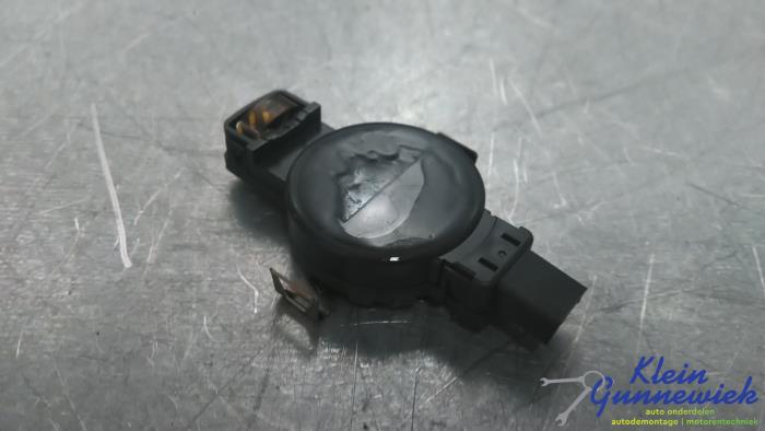 Begagnade Regnsensor Audi Q4 Pris € 40,00 Marginaltabell erbjuds av Klein Gunnewiek Autodemontage & Motorentechniek