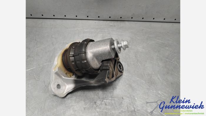 Used Engine mount Volvo XC90 Price € 55,00 Margin scheme offered by Klein Gunnewiek Autodemontage & Motorentechniek