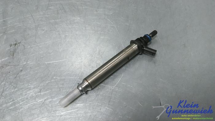 Usagé Injecteur (injection essence) Mercedes GLA Prix € 35,00 Règlement à la marge proposé par Klein Gunnewiek Autodemontage & Motorentechniek