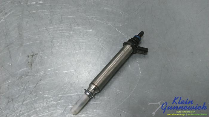 Usagé Injecteur (injection essence) Mercedes GLA Prix € 35,00 Règlement à la marge proposé par Klein Gunnewiek Autodemontage & Motorentechniek