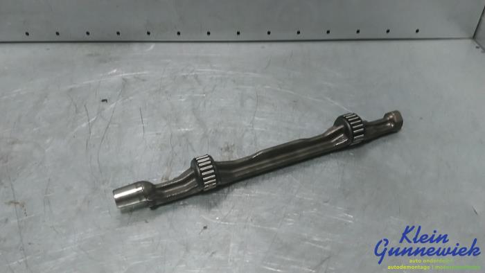 Używane Wal balansujacy BMW 3-Serie Cena € 50,00 Procedura marży oferowane przez Klein Gunnewiek Autodemontage & Motorentechniek