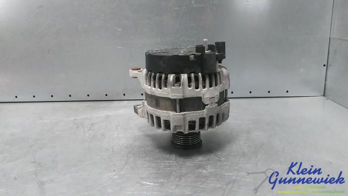Used Dynamo Mercedes C-Klasse Price € 64,00 Margin scheme offered by Klein Gunnewiek Autodemontage & Motorentechniek