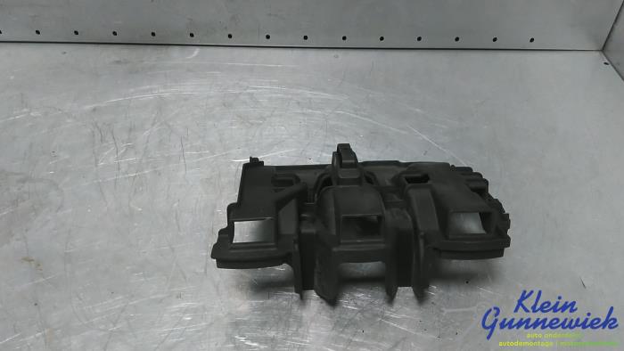 Usagé Divers Opel Corsa Prix € 10,00 Règlement à la marge proposé par Klein Gunnewiek Autodemontage & Motorentechniek