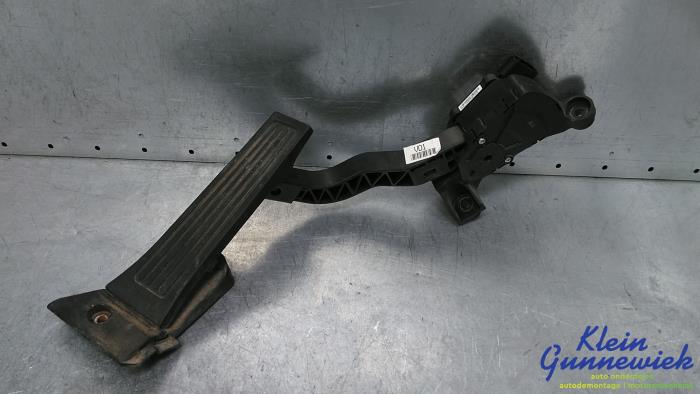 Begagnade Gaspedalsensor Hyundai I40 Pris € 30,00 Marginaltabell erbjuds av Klein Gunnewiek Autodemontage & Motorentechniek