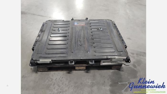 Używane Akumulator (Hybryda) Ford Kuga Cena € 995,00 Procedura marży oferowane przez Klein Gunnewiek Autodemontage & Motorentechniek