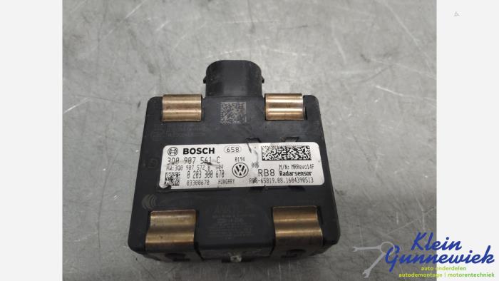 Gebrauchte Tempomat Sensor Volkswagen Passat Preis € 212,00 Margenregelung angeboten von Klein Gunnewiek Autodemontage & Motorentechniek