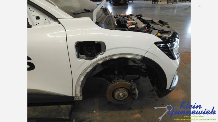 Używane Blotnik prawy przód Renault Megane Cena € 325,00 Procedura marży oferowane przez Klein Gunnewiek Autodemontage & Motorentechniek