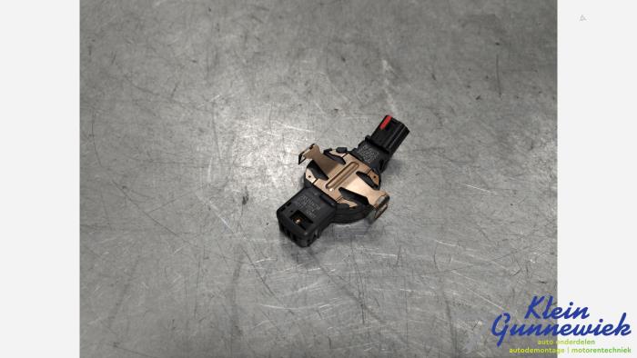 Begagnade Regnsensor Renault Megane Pris € 50,00 Marginaltabell erbjuds av Klein Gunnewiek Autodemontage & Motorentechniek