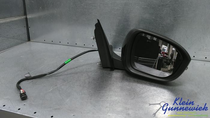 Używane Lusterko zewnetrzne prawe Renault Megane Cena € 345,00 Procedura marży oferowane przez Klein Gunnewiek Autodemontage & Motorentechniek