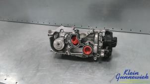 Vattenpump från en Volkswagen Multivan T7 2017