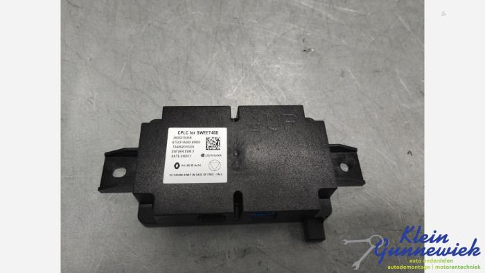 Usagé Module (divers) Renault Megane Prix € 75,00 Règlement à la marge proposé par Klein Gunnewiek Autodemontage & Motorentechniek