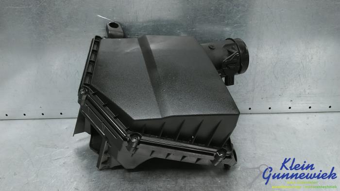 Begagnade Luftfilterhus Volvo V90 Pris € 75,00 Marginaltabell erbjuds av Klein Gunnewiek Autodemontage & Motorentechniek