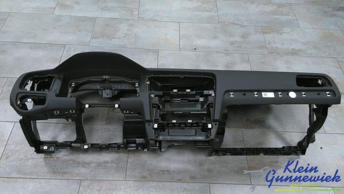Używane Panel Volkswagen E-Golf Cena € 328,00 Procedura marży oferowane przez Klein Gunnewiek Autodemontage & Motorentechniek