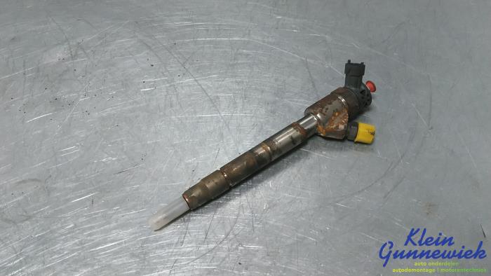 Usagé Injecteurs Opel Vivaro Prix € 75,00 Règlement à la marge proposé par Klein Gunnewiek Autodemontage & Motorentechniek