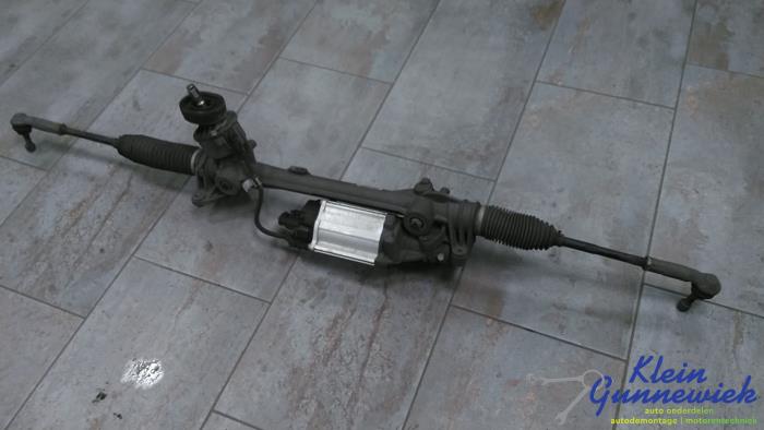 Begagnade Styrbox Volkswagen Golf Pris € 91,00 Marginaltabell erbjuds av Klein Gunnewiek Autodemontage & Motorentechniek