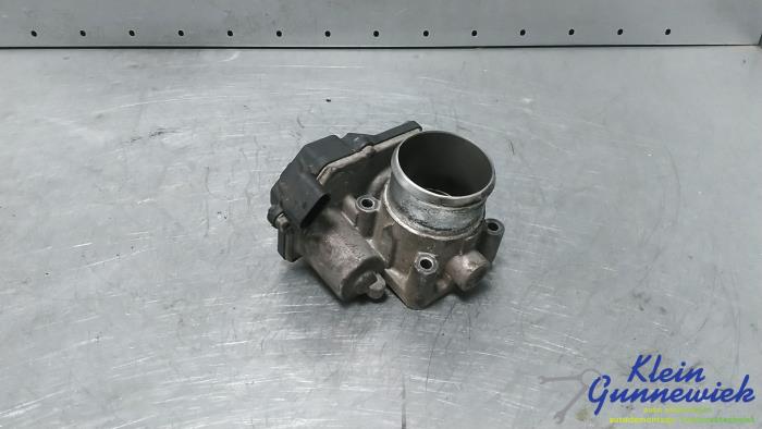 Begagnade Spjällhus Hyundai I40 Pris € 21,00 Marginaltabell erbjuds av Klein Gunnewiek Autodemontage & Motorentechniek