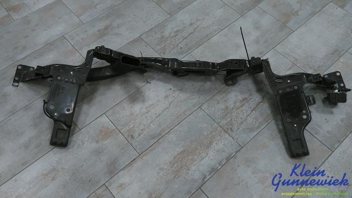 Używane Panel przedni Opel Corsa Cena € 135,00 Procedura marży oferowane przez Klein Gunnewiek Autodemontage & Motorentechniek