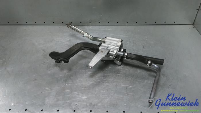 Gebrauchte Ölpumpe BMW 4-Serie Preis € 225,00 Margenregelung angeboten von Klein Gunnewiek Autodemontage & Motorentechniek