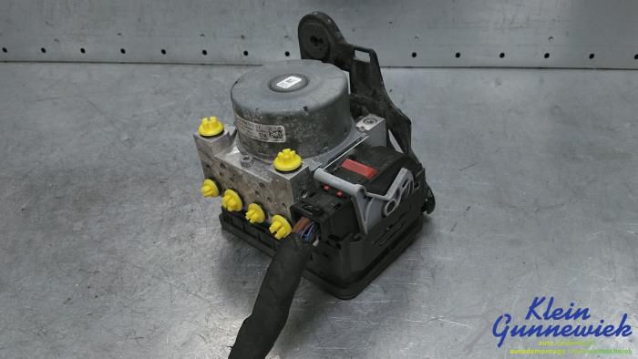 Używane Pompa ABS Seat Leon Cena € 99,00 Procedura marży oferowane przez Klein Gunnewiek Autodemontage & Motorentechniek