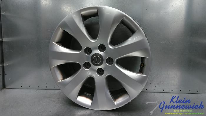 Begagnade Hjul Opel Zafira Pris € 75,00 Marginaltabell erbjuds av Klein Gunnewiek Autodemontage & Motorentechniek