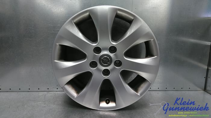 Begagnade Hjul Opel Zafira Pris € 75,00 Marginaltabell erbjuds av Klein Gunnewiek Autodemontage & Motorentechniek