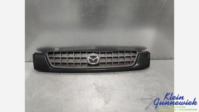 Begagnade Grill Mazda Demio Pris € 23,00 Marginaltabell erbjuds av Klein Gunnewiek Autodemontage & Motorentechniek