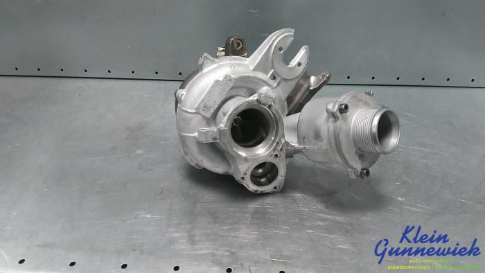 Używane Turbo Volkswagen E-Golf Cena € 425,00 Procedura marży oferowane przez Klein Gunnewiek Autodemontage & Motorentechniek