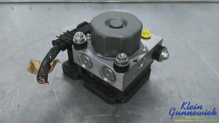 Usagé Bloc ABS Renault Clio Prix € 26,00 Règlement à la marge proposé par Klein Gunnewiek Autodemontage & Motorentechniek