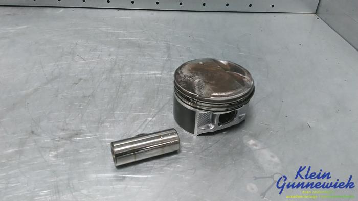 Usados Pistón Opel Insignia Precio € 60,00 Norma de margen ofrecido por Klein Gunnewiek Autodemontage & Motorentechniek