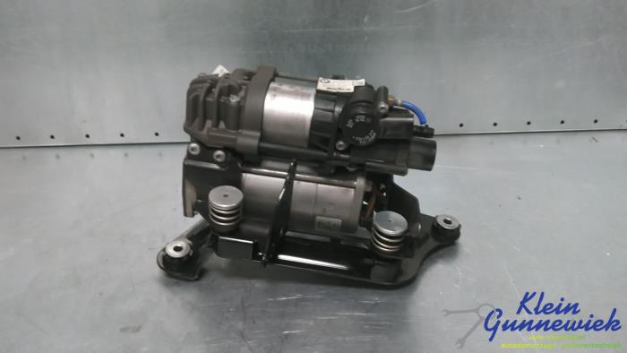 Begagnade Luftpump (fjädring) BMW 7-Serie Pris € 495,00 Marginaltabell erbjuds av Klein Gunnewiek Autodemontage & Motorentechniek