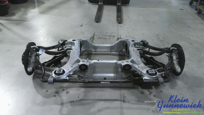 Używane Os tylna 4x4 Mercedes EQS Cena € 1.295,00 Procedura marży oferowane przez Klein Gunnewiek Autodemontage & Motorentechniek