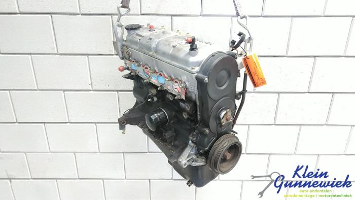 Engine from a Mazda Demio 2000