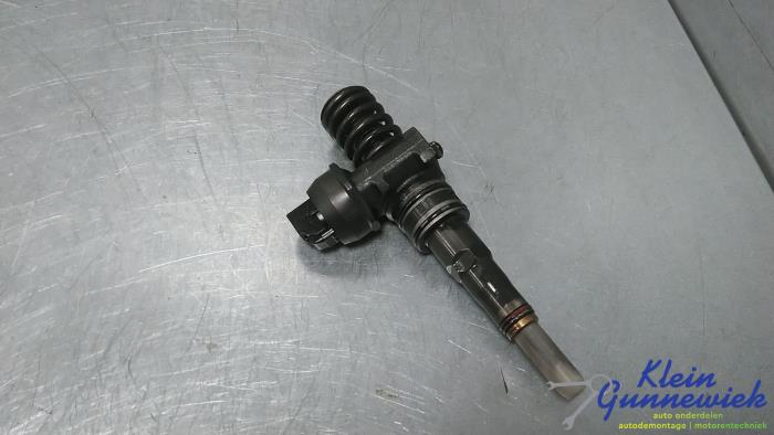 Usagé Injecteurs Volkswagen Caddy Prix € 150,00 Règlement à la marge proposé par Klein Gunnewiek Autodemontage & Motorentechniek