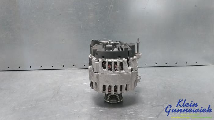 Begagnade Dynamo Volkswagen Passat Pris € 40,00 Marginaltabell erbjuds av Klein Gunnewiek Autodemontage & Motorentechniek