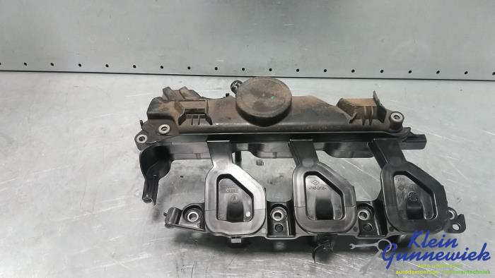 Usagé Ventilation carter Renault Master Prix € 34,00 Règlement à la marge proposé par Klein Gunnewiek Autodemontage & Motorentechniek
