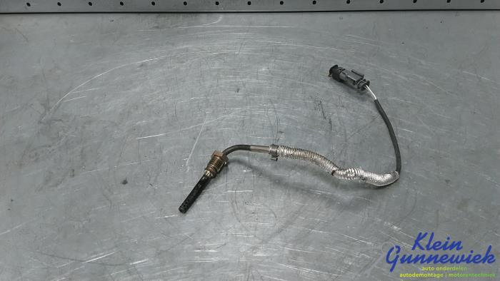 Usagé Sensor température d’échappement Volvo XC60 Prix € 30,00 Règlement à la marge proposé par Klein Gunnewiek Autodemontage & Motorentechniek