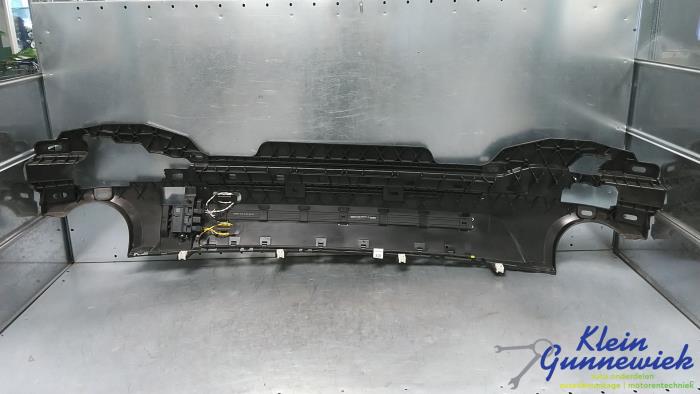 Begagnade Diverse BMW 4-Serie Pris € 125,00 Marginaltabell erbjuds av Klein Gunnewiek Autodemontage & Motorentechniek