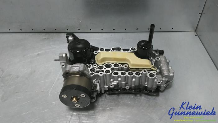 Używane Mechatroniczny Audi A5 Cena € 750,00 Procedura marży oferowane przez Klein Gunnewiek Autodemontage & Motorentechniek
