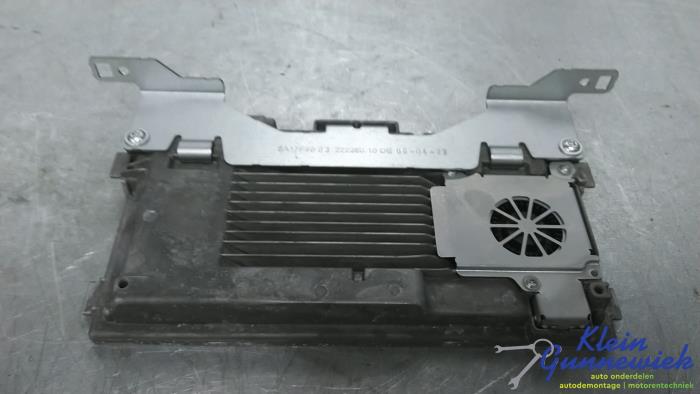 Begagnade Kontrollenhet, multimedia BMW XM Pris € 275,00 Marginaltabell erbjuds av Klein Gunnewiek Autodemontage & Motorentechniek