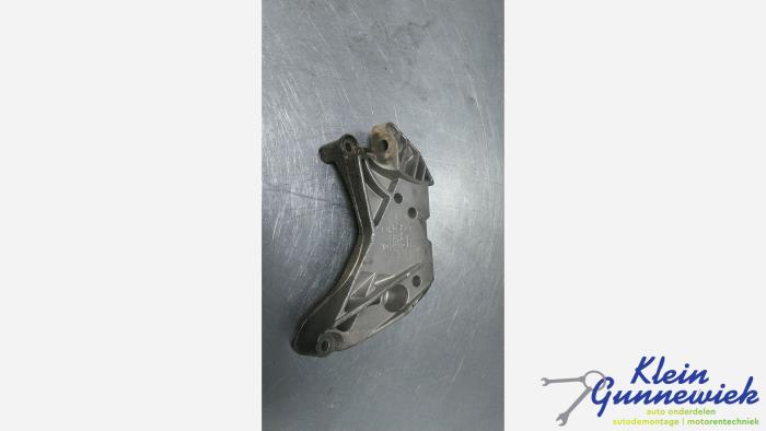 Used Engine mount Volkswagen Tiguan Price € 25,00 Margin scheme offered by Klein Gunnewiek Autodemontage & Motorentechniek