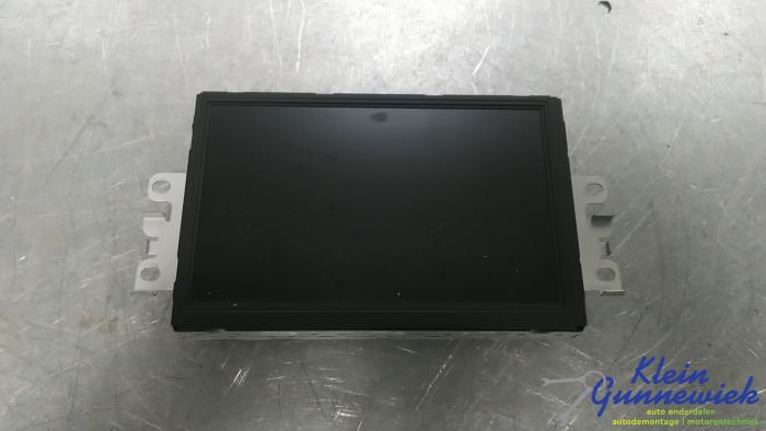 Begagnade Innerdisplay Volvo V40 Pris € 95,00 Marginaltabell erbjuds av Klein Gunnewiek Autodemontage & Motorentechniek