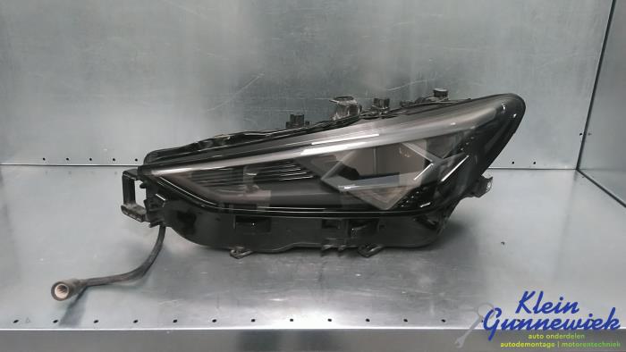 Używane Reflektor lewy Cupra Terramar Cena € 695,00 Procedura marży oferowane przez Klein Gunnewiek Autodemontage & Motorentechniek