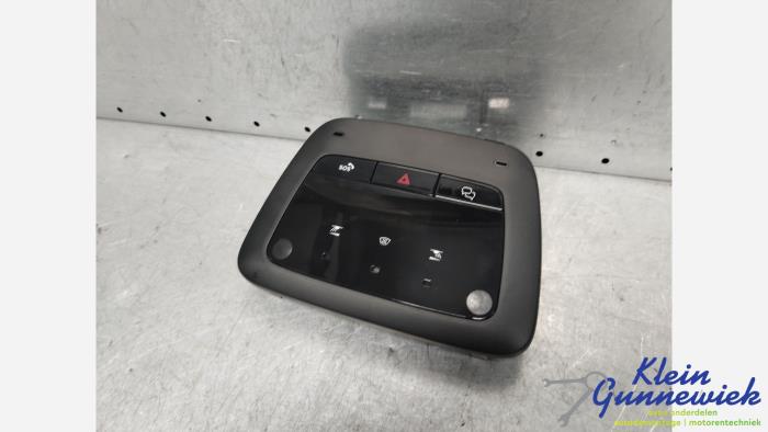 Begagnade Innerbelysning, fram Volvo EX30 Pris € 125,00 Marginaltabell erbjuds av Klein Gunnewiek Autodemontage & Motorentechniek